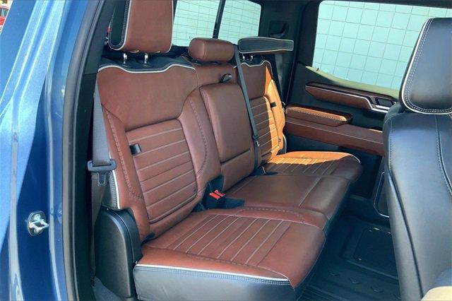 2024 GMC Sierra 1500 Vehicle Photo in INDEPENDENCE, MO 64055-1377