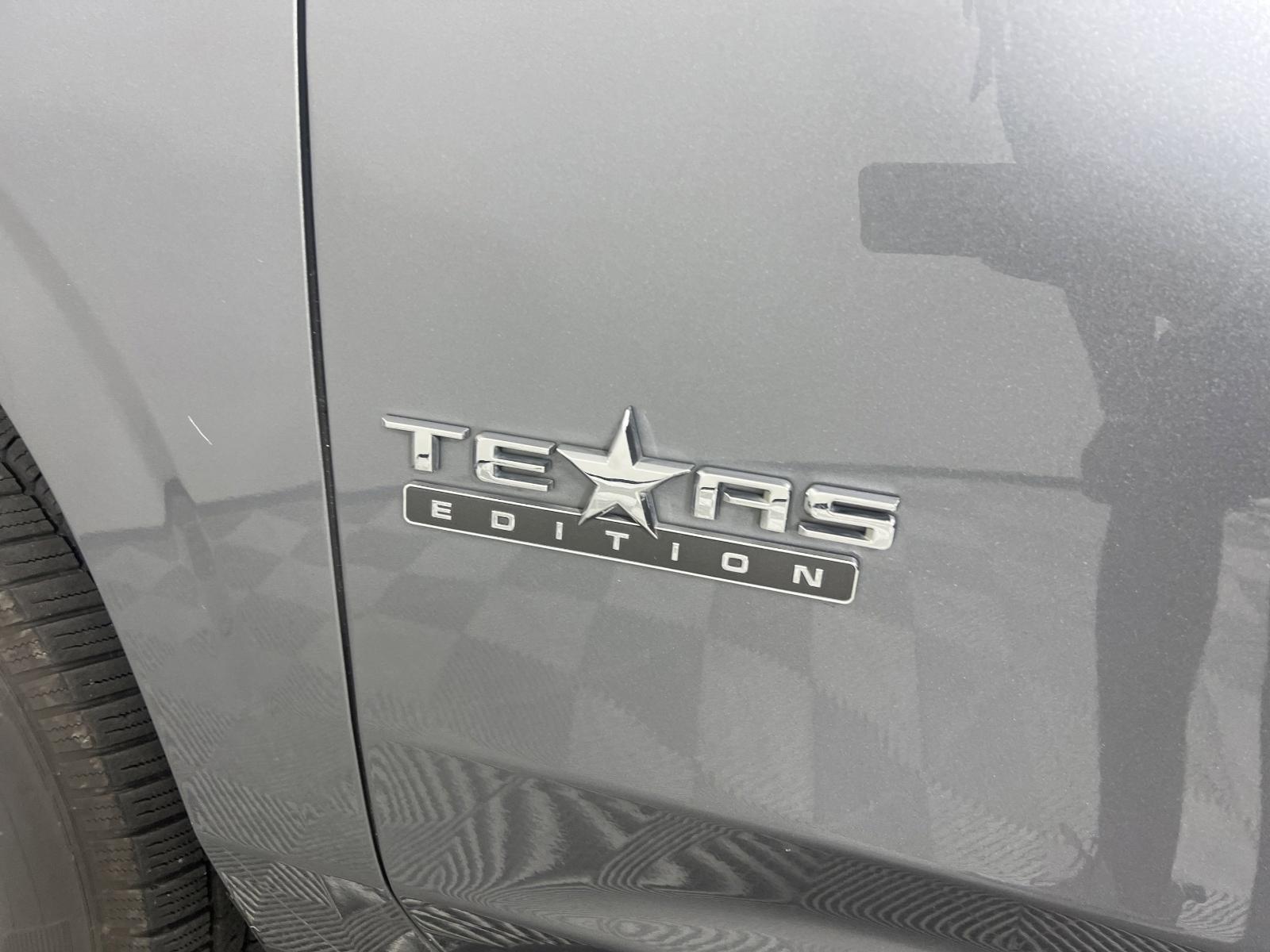2021 Chevrolet Suburban Vehicle Photo in GEORGETOWN, TX 78626-7508
