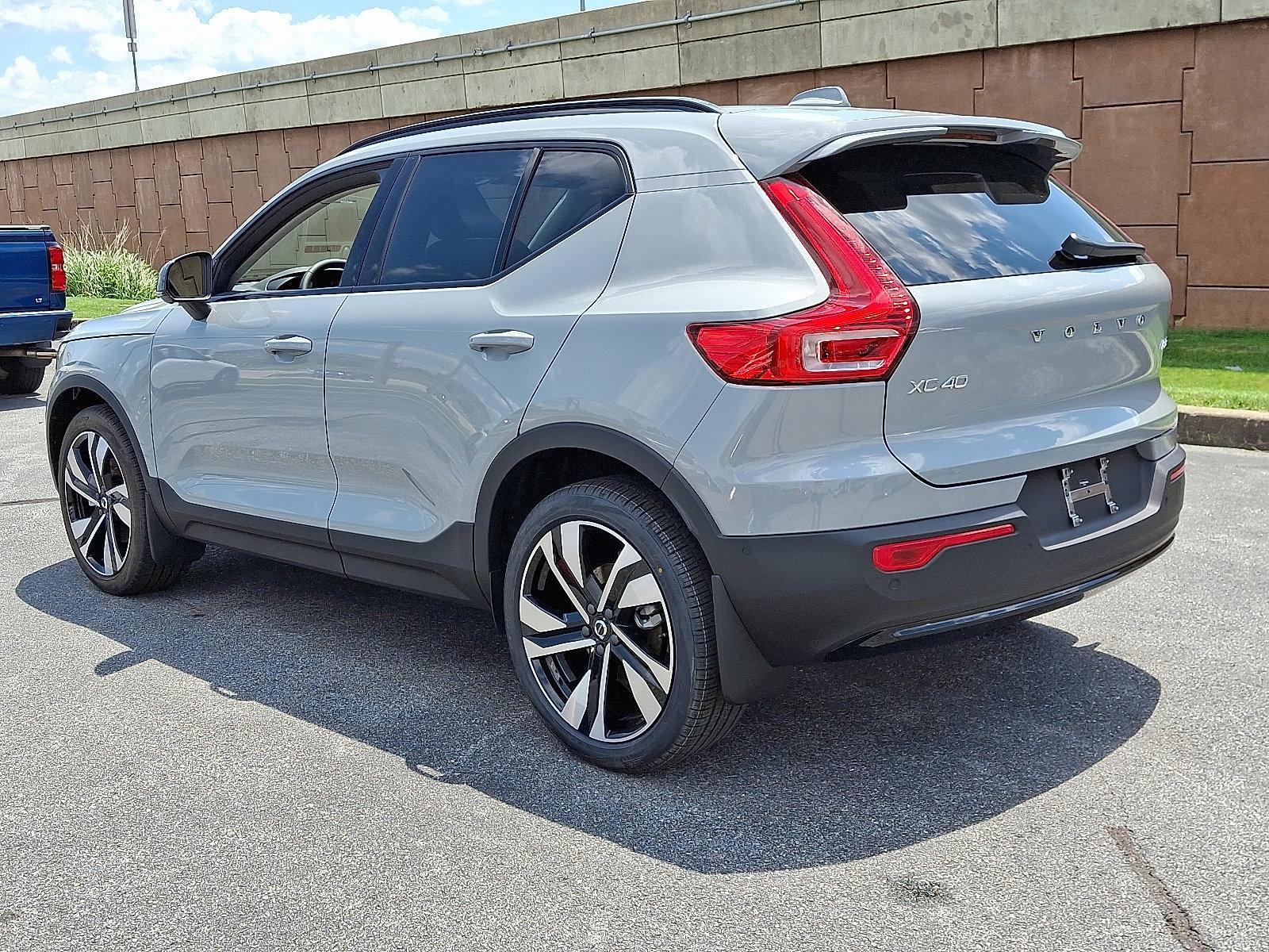 2025 Volvo XC40 Vehicle Photo in Lancaster, PA 17601