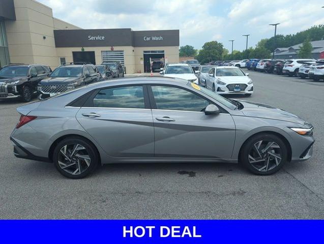 2025 Hyundai ELANTRA Vehicle Photo in Merrillville, IN 46410