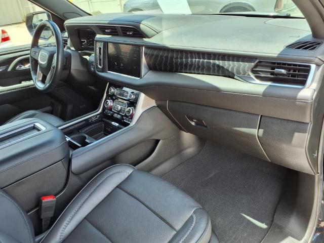 2023 GMC Yukon XL Vehicle Photo in Tampa, FL 33612