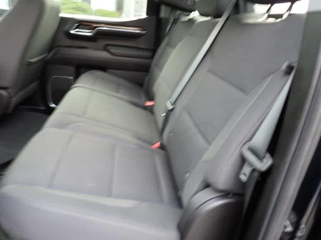 2022 GMC Sierra 1500 Vehicle Photo in ZELIENOPLE, PA 16063-2910