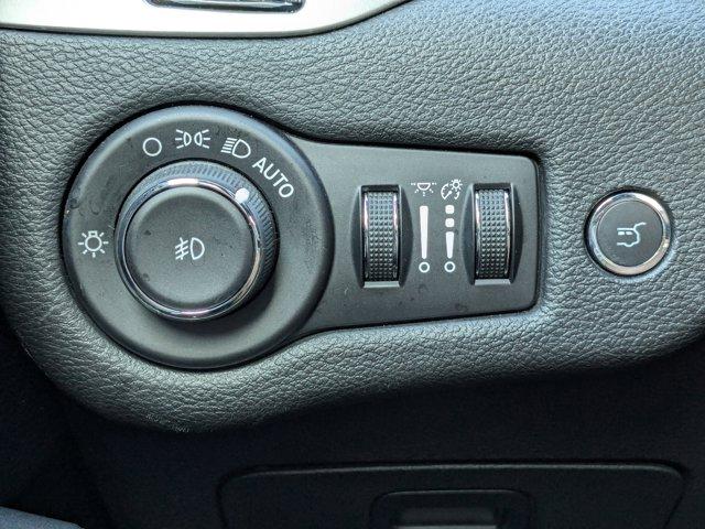 2019 Jeep Cherokee Vehicle Photo in BRUNSWICK, GA 31525-1881