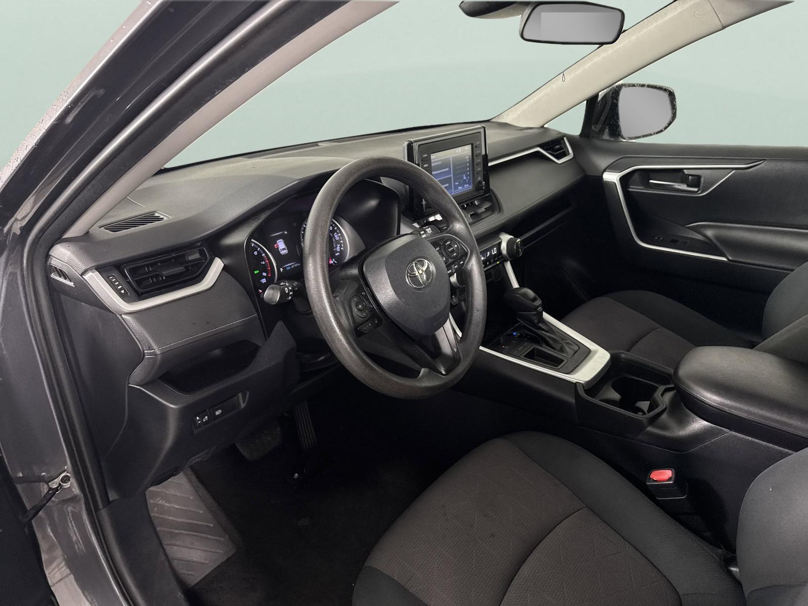 2019 Toyota RAV4 Vehicle Photo in GEORGETOWN, TX 78626-7508