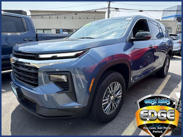 2024 Chevrolet Traverse Vehicle Photo in Roslyn, NY 11576