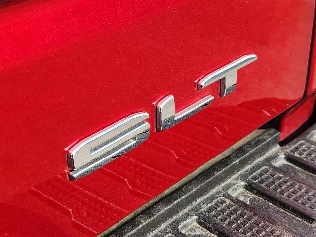 2022 GMC Sierra 1500 Vehicle Photo in DENTON, TX 76210-9321