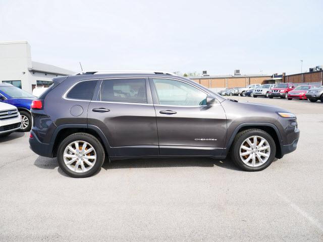 Used 2017 Jeep Cherokee Limited with VIN 1C4PJLDB0HW522547 for sale in Monroe, MI