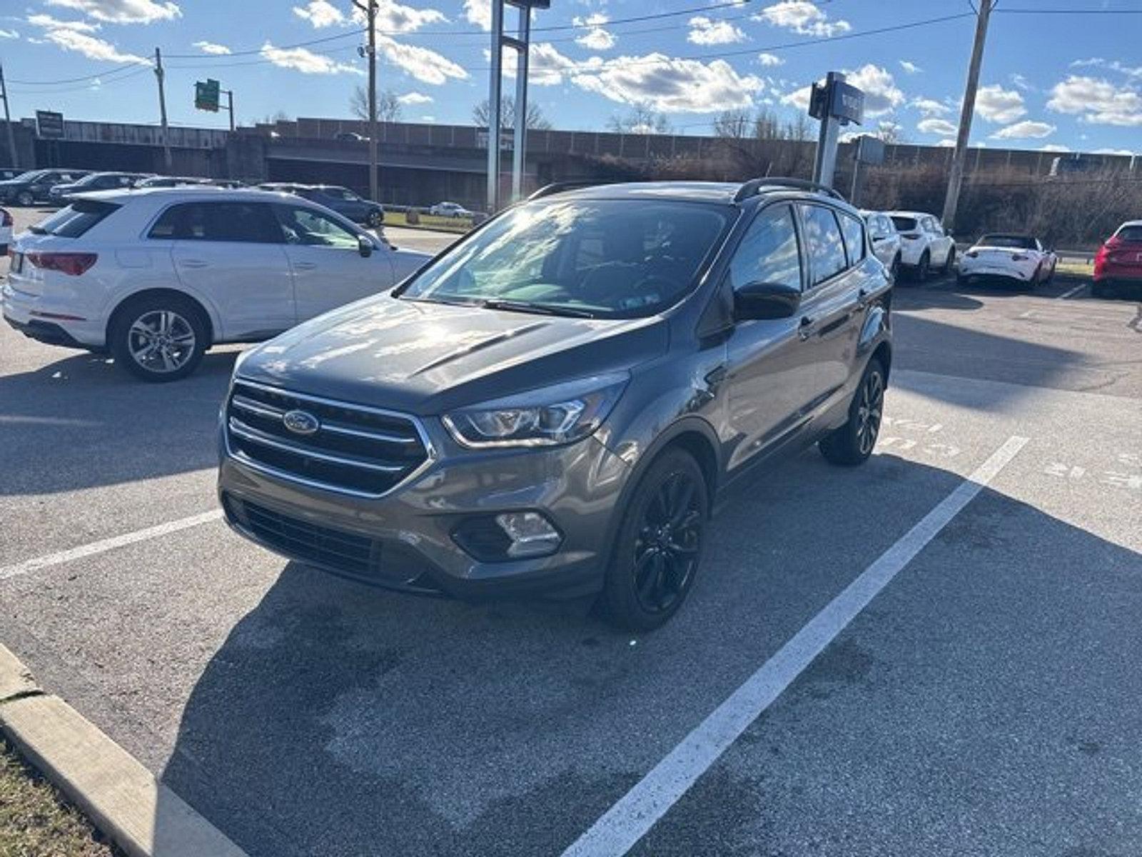 2017 Ford Escape Vehicle Photo in Trevose, PA 19053