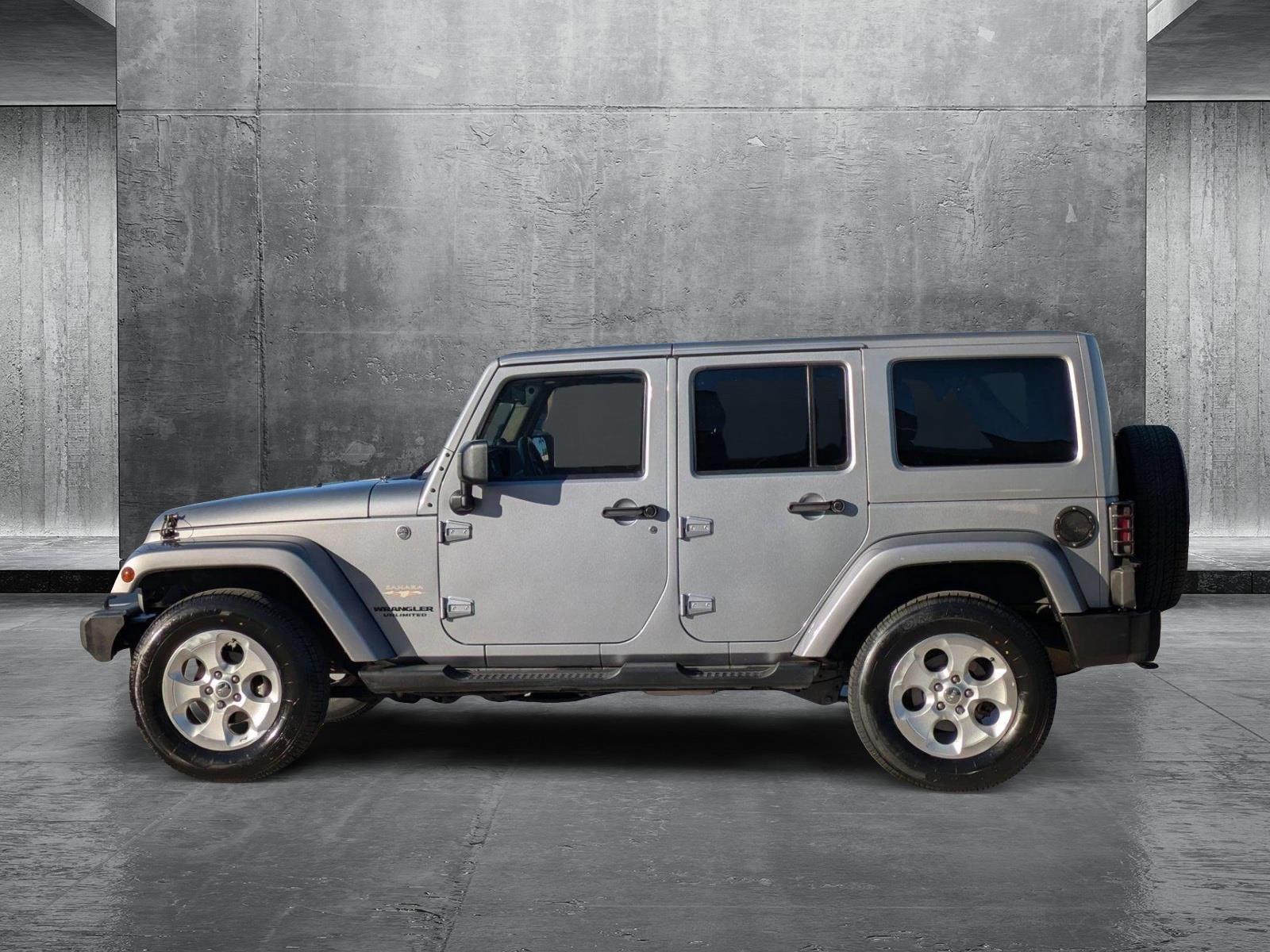 2013 Jeep Wrangler Unlimited Vehicle Photo in Tustin, CA 92782