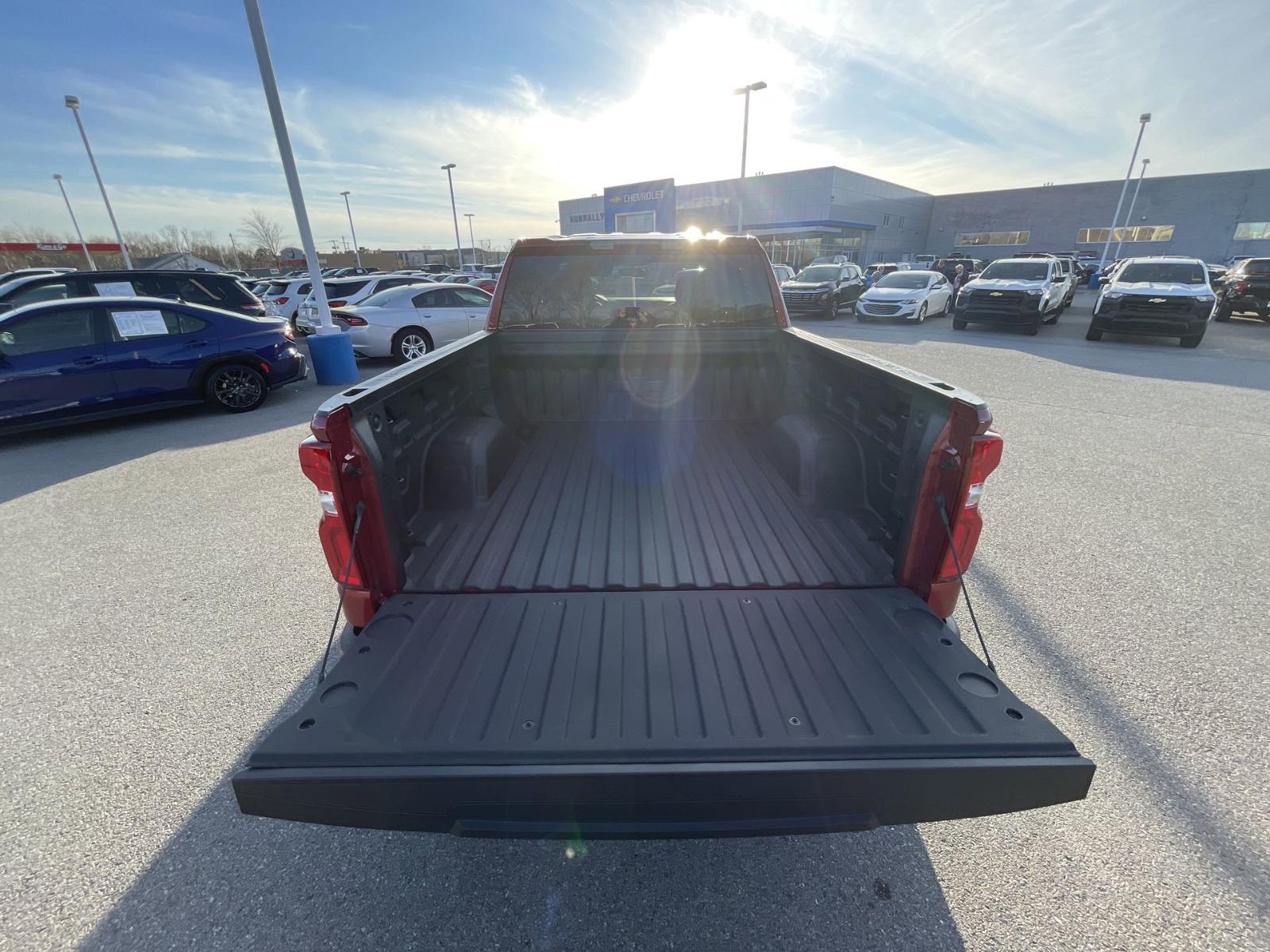 2025 Chevrolet Silverado 1500 Vehicle Photo in BENTONVILLE, AR 72712-4322