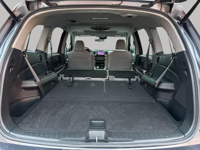 2018 Honda Pilot Vehicle Photo in Oshkosh, WI 54904