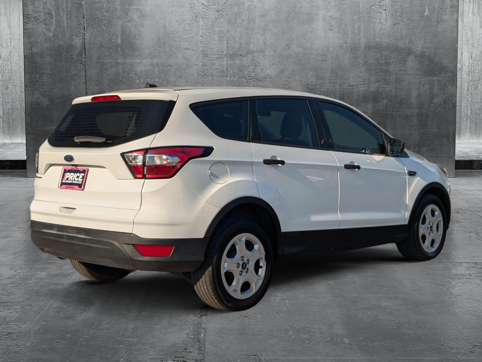 2018 Ford Escape Vehicle Photo in St. Petersburg, FL 33713