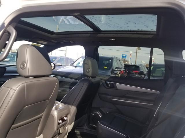 2025 Buick Enclave Vehicle Photo in ELYRIA, OH 44035-6349
