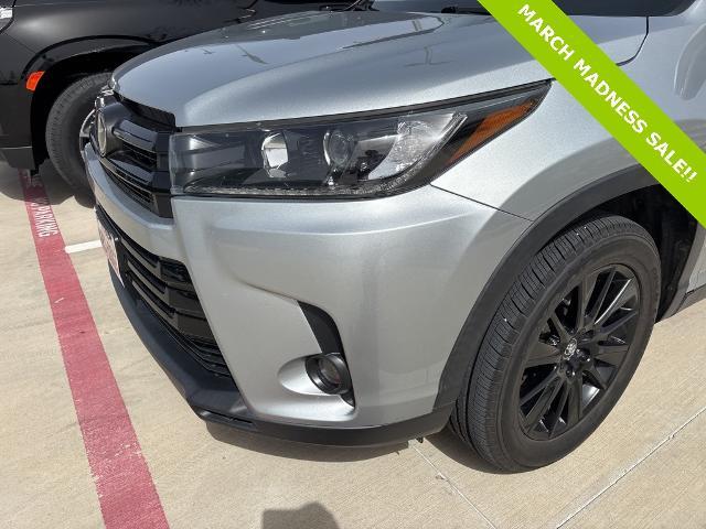 2019 Toyota Highlander Vehicle Photo in Grapevine, TX 76051