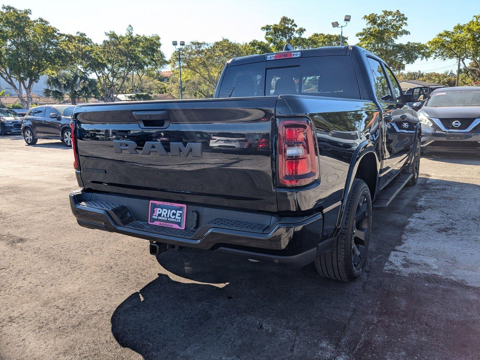 2025 Ram 1500 Vehicle Photo in MIAMI, FL 33134-2699