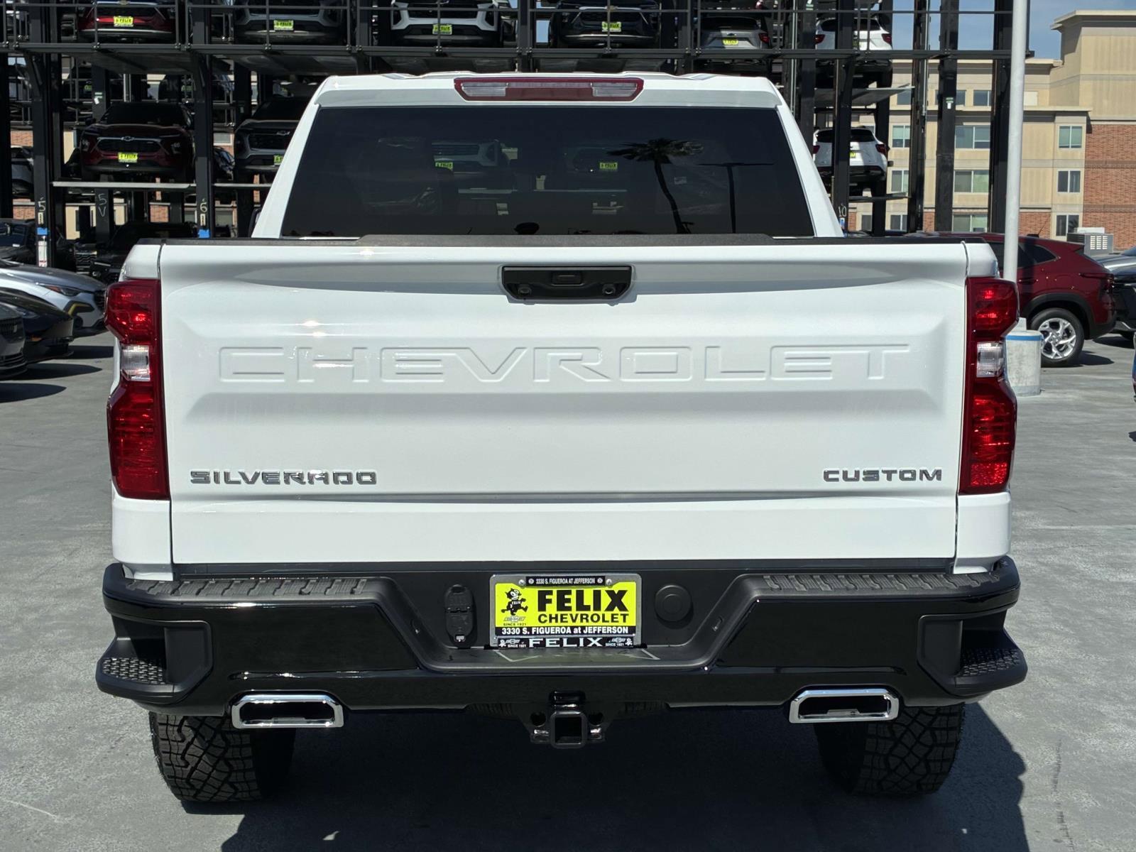 2025 Chevrolet Silverado 1500 Vehicle Photo in LOS ANGELES, CA 90007-3794