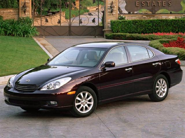 2002 Lexus ES 300 Vehicle Photo in GREEN BAY, WI 54304-5303
