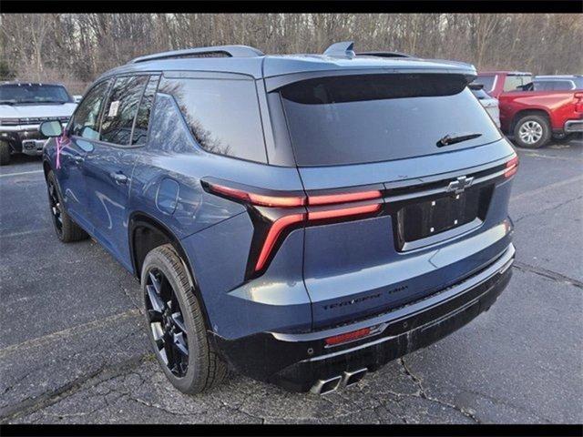2024 Chevrolet Traverse Vehicle Photo in LANCASTER, PA 17601-0000