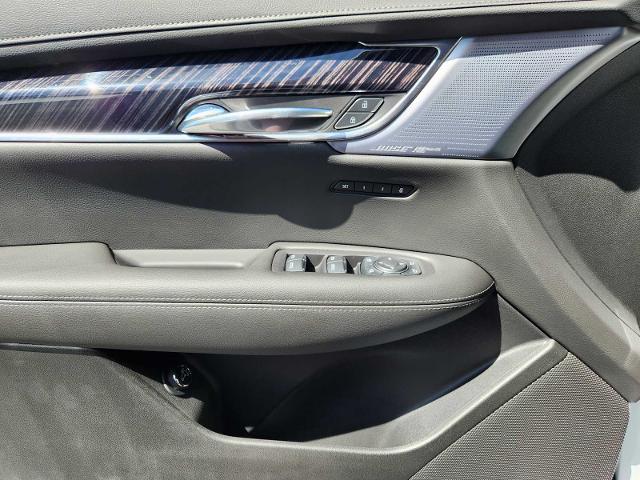 2025 Cadillac XT6 Vehicle Photo in HOUSTON, TX 77079