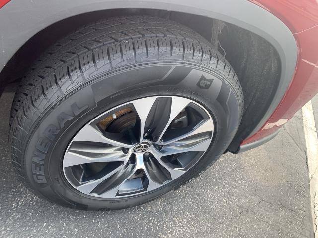 2020 Toyota Highlander Vehicle Photo in GREEN BAY, WI 54304-5303