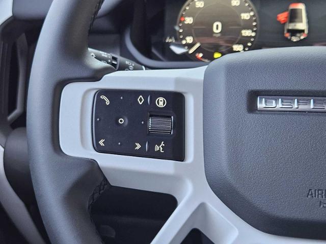 2025 Defender Vehicle Photo in AUSTIN, TX 78717