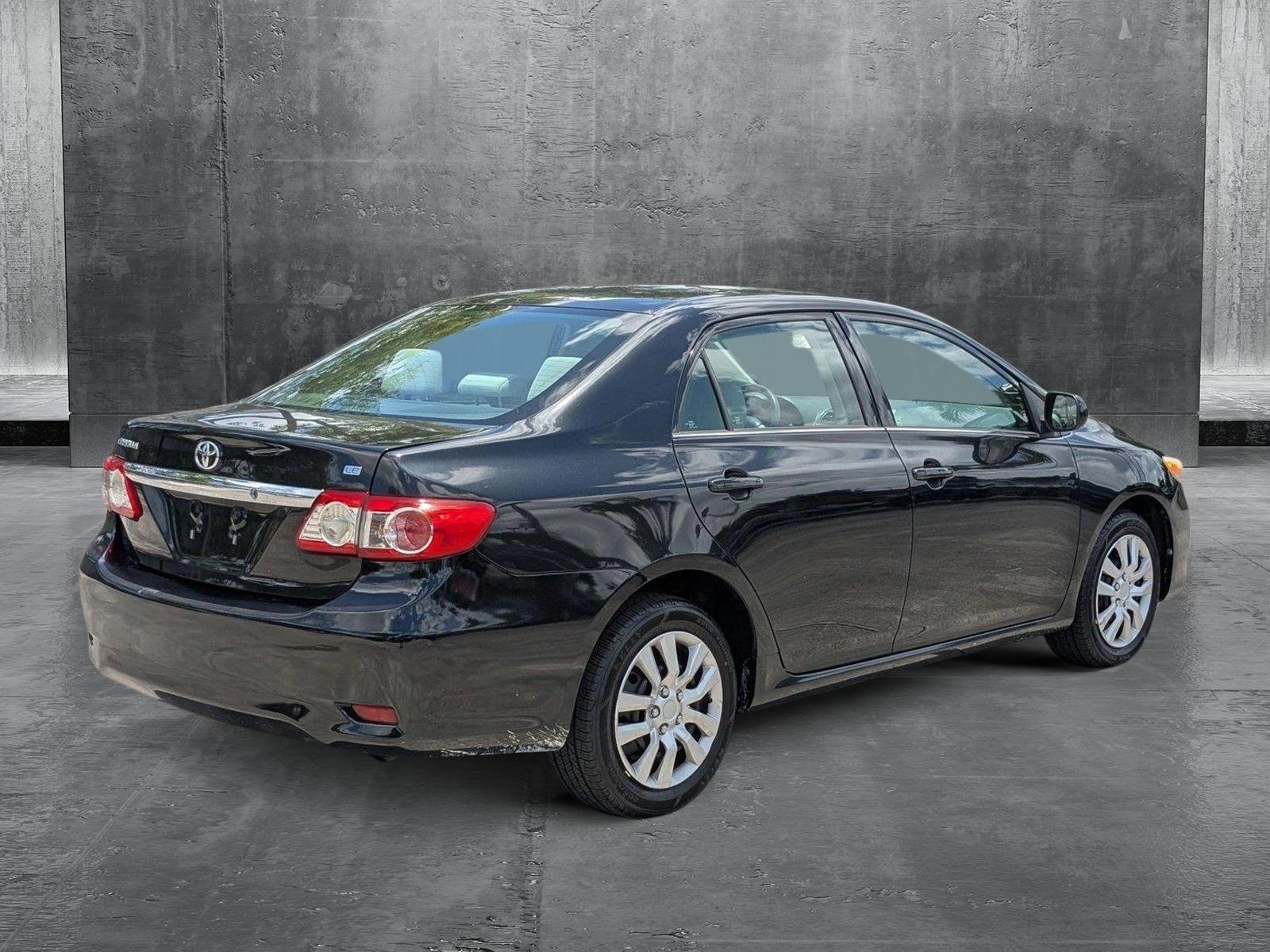 2013 Toyota Corolla Vehicle Photo in PEMBROKE PINES, FL 33024-6534