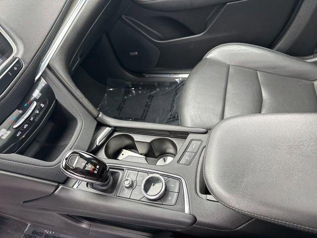 2021 Cadillac XT5 Vehicle Photo in MEDINA, OH 44256-9631
