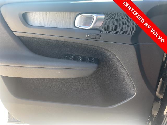 2024 Volvo XC40 Vehicle Photo in Grapevine, TX 76051