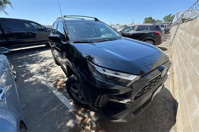 Used 2022 Toyota RAV4 XLE with VIN 2T3W1RFV3NC208702 for sale in Elk Grove, CA