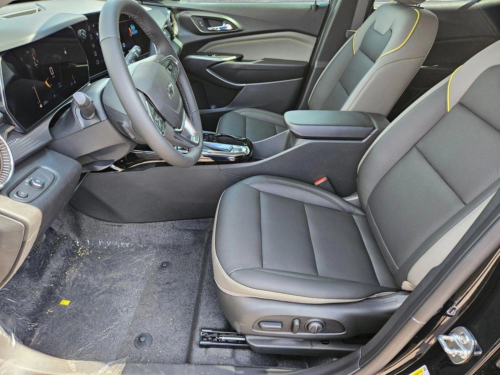 2025 Chevrolet Trax Vehicle Photo in PEORIA, AZ 85382-3715