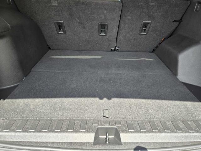 2020 Chevrolet Equinox Vehicle Photo in DENTON, TX 76210-9321