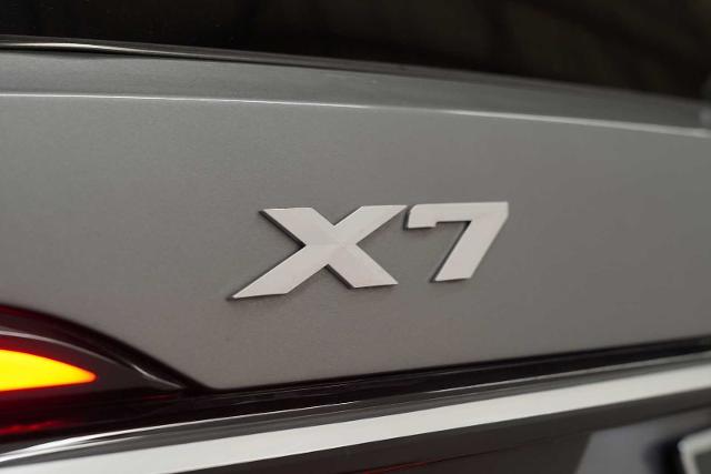 2025 BMW X7 xDrive40i Vehicle Photo in GRAPEVINE, TX 76051