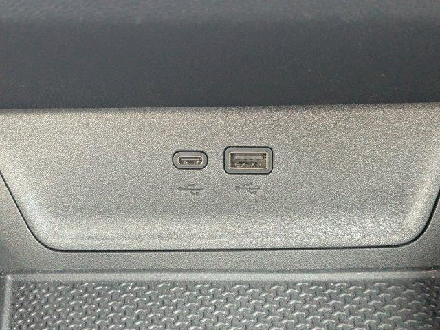 2025 Chevrolet Equinox Vehicle Photo in BRUNSWICK, GA 31525-1881