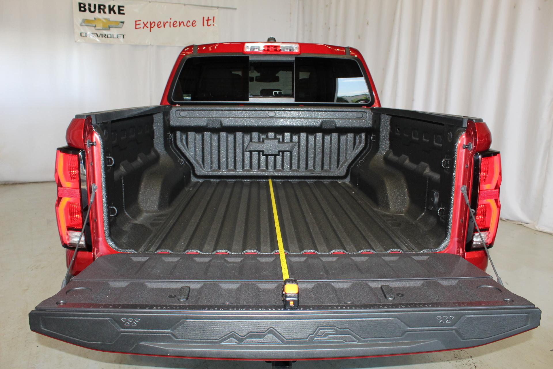 2025 Chevrolet Colorado Vehicle Photo in NORTHAMPTON, MA 01060-1120