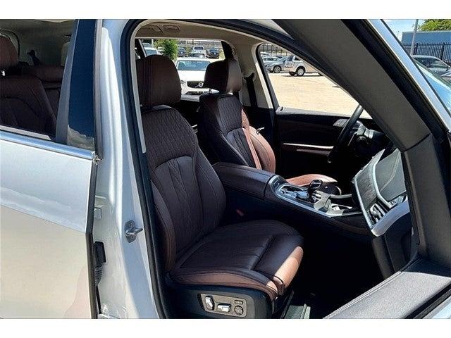 2022 BMW X7 xDrive40i Vehicle Photo in Grapevine, TX 76051