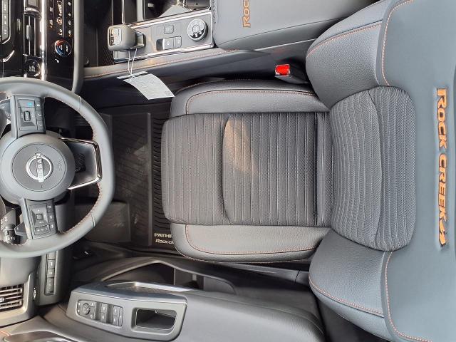2025 Nissan Pathfinder Vehicle Photo in Oshkosh, WI 54904