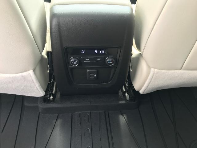 2023 Buick Enclave Vehicle Photo in GREEN BAY, WI 54303-3330