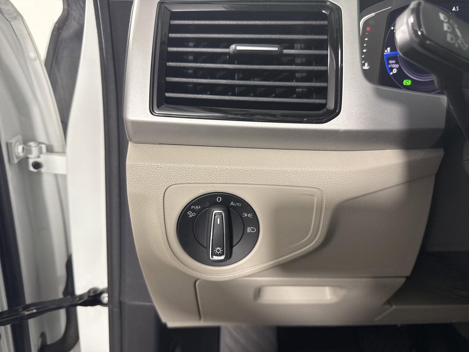 2022 Volkswagen Atlas Vehicle Photo in Georgetown, TX 78626