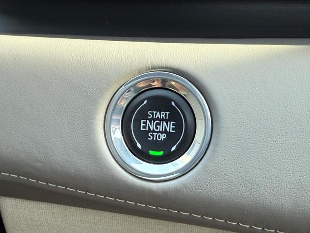 2023 Cadillac Escalade ESV Vehicle Photo in COLUMBIA, MO 65203-3903