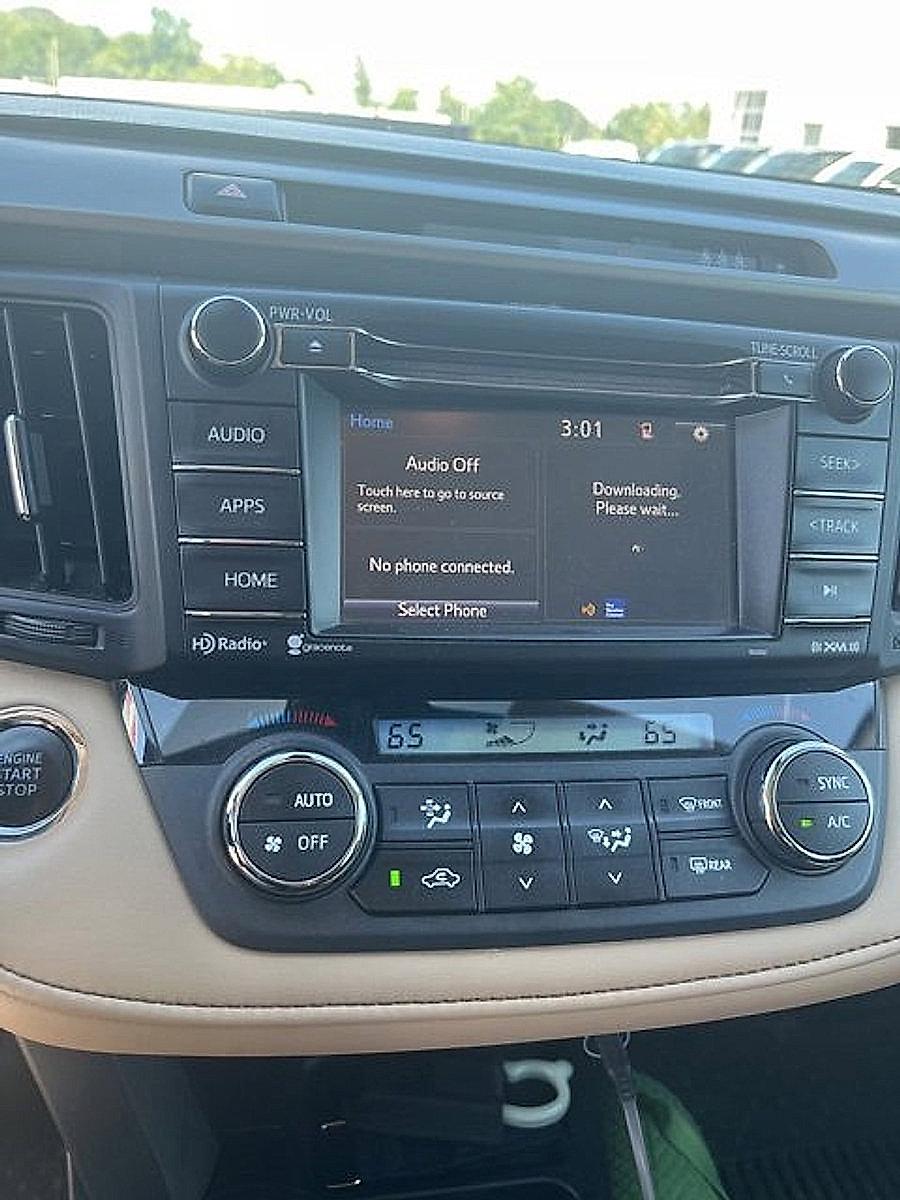 2018 Toyota RAV4 Vehicle Photo in Trevose, PA 19053