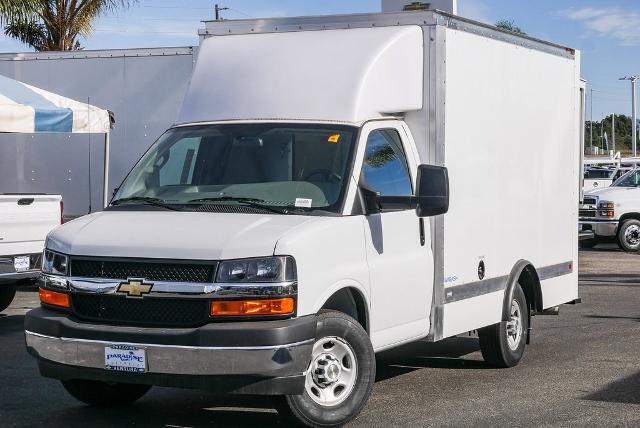 2023 Chevrolet Express Commercial Cutaway Vehicle Photo in VENTURA, CA 93003-8585