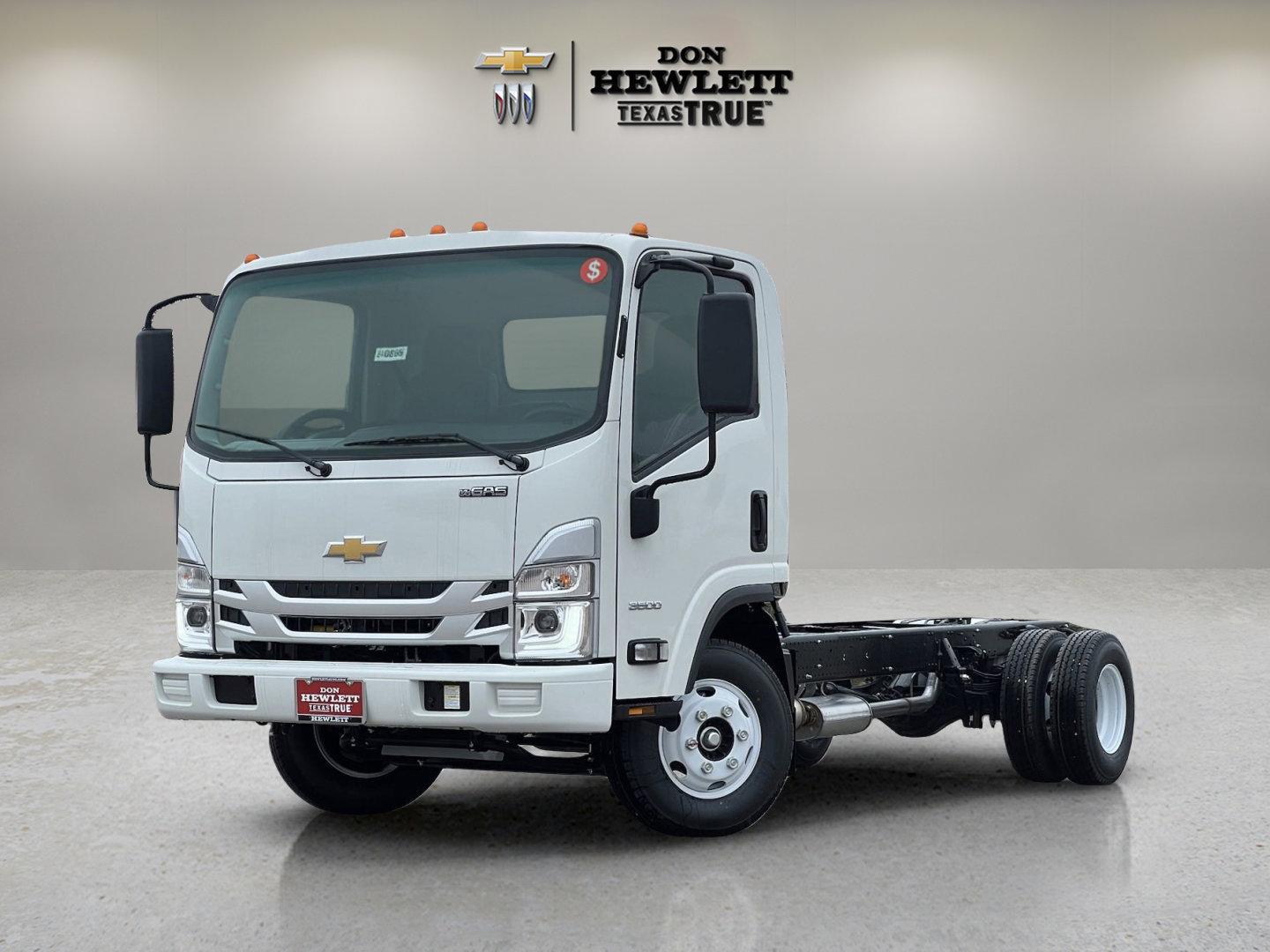 2024 Chevrolet Low Cab Forward 3500 Vehicle Photo in GEORGETOWN, TX 78626-7508