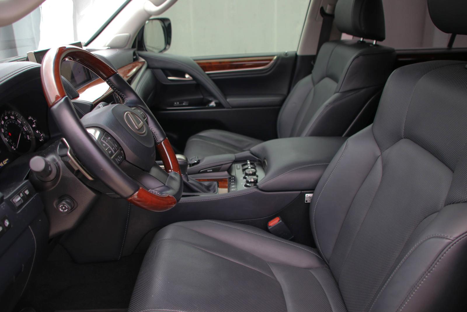 2021 Lexus LX 570 Vehicle Photo in SUGAR LAND, TX 77478