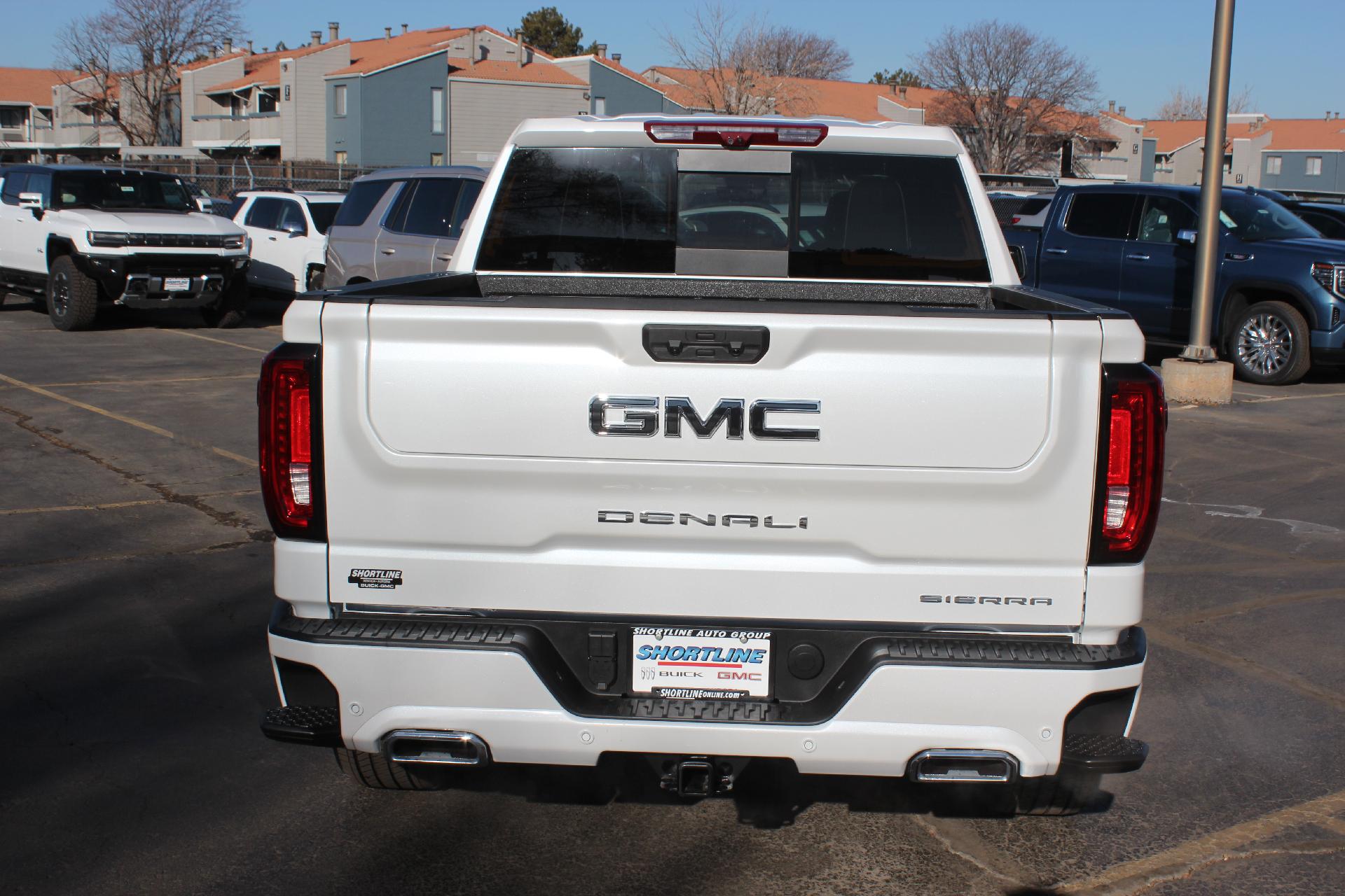 2025 GMC Sierra 1500 Vehicle Photo in AURORA, CO 80012-4011