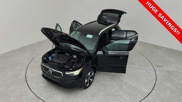 2024 Volvo XC40 Vehicle Photo in Grapevine, TX 76051