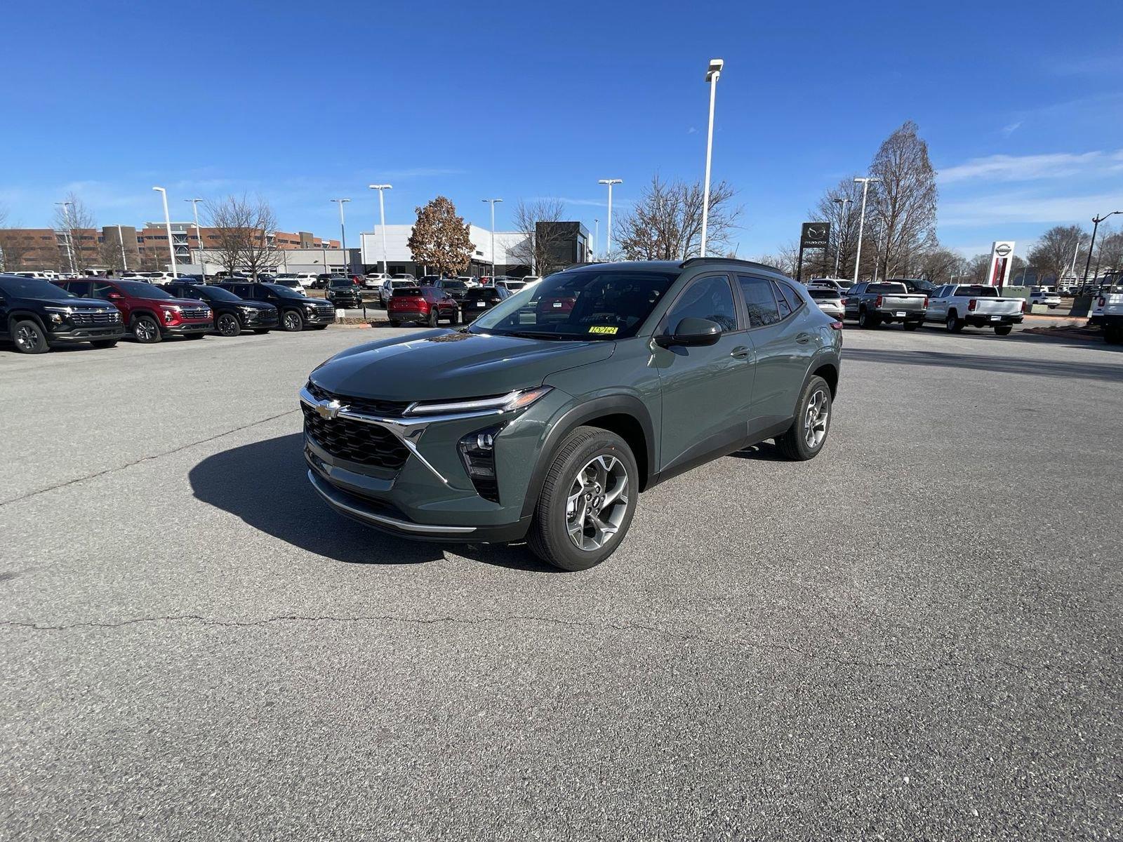 2025 Chevrolet Trax Vehicle Photo in BENTONVILLE, AR 72712-4322