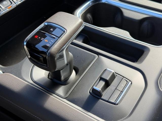 2022 GMC Sierra 1500 Vehicle Photo in COLUMBIA, MO 65203-3903