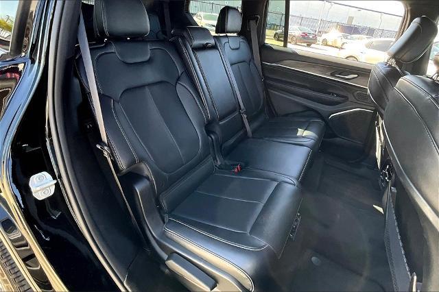 2023 Jeep Grand Cherokee L Vehicle Photo in Grapevine, TX 76051