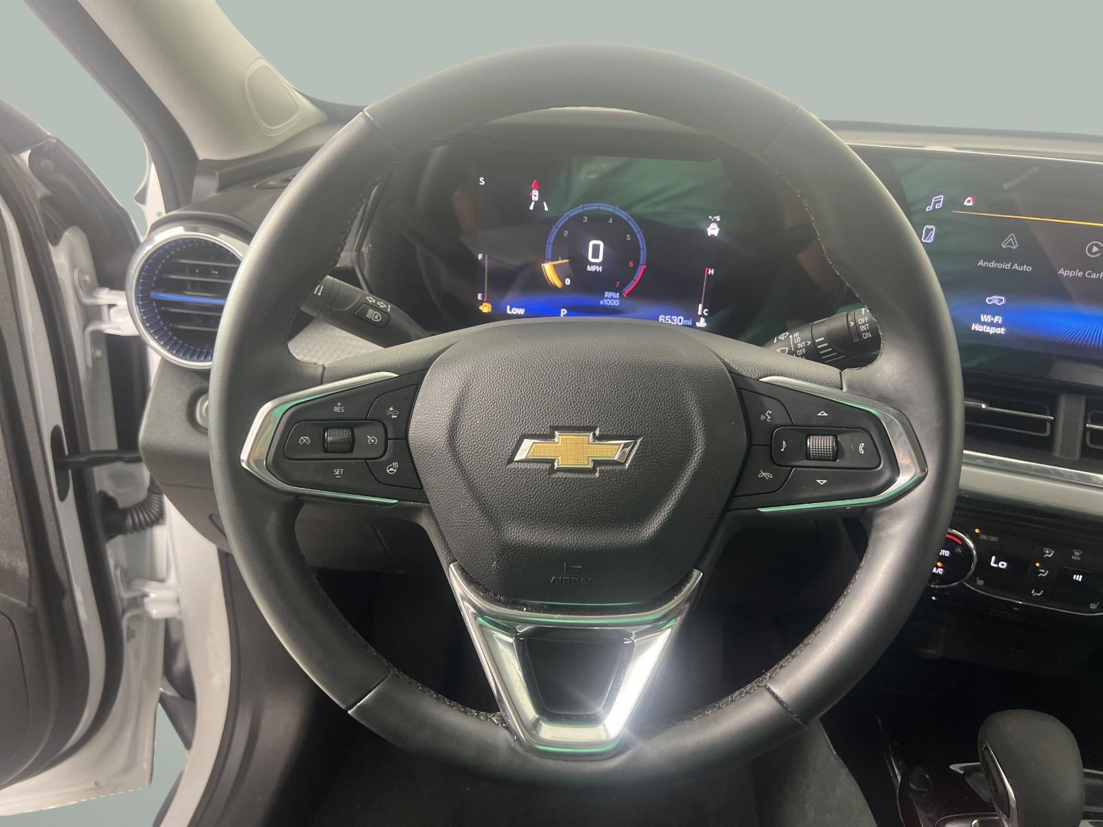 2025 Chevrolet Trax Vehicle Photo in GEORGETOWN, TX 78626-7508