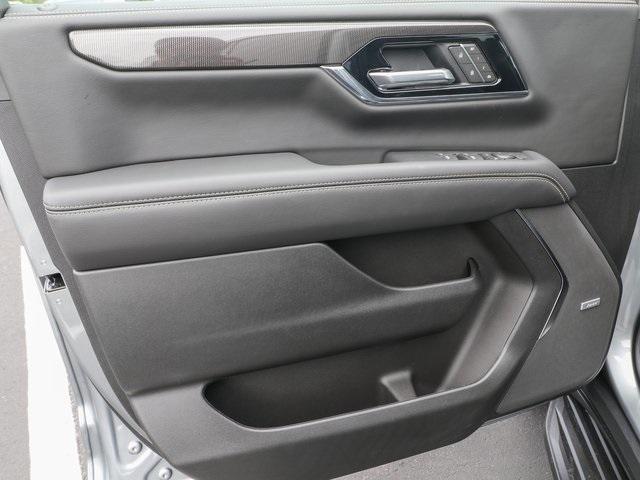 2025 GMC Yukon XL Vehicle Photo in HOMOSASSA, FL 34448-1461